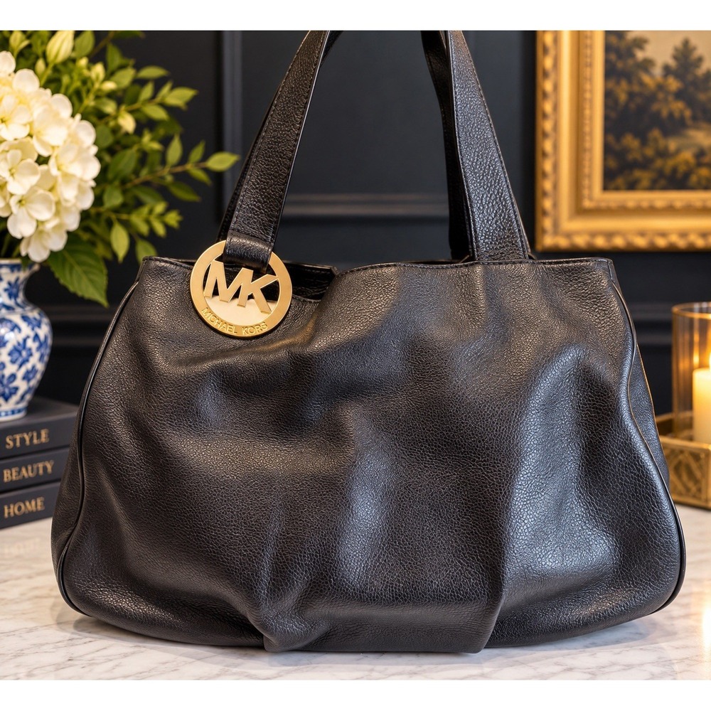 Michael Kors Black Pebbled Leather Shoulder Bag Gold Tone Hardware Medium